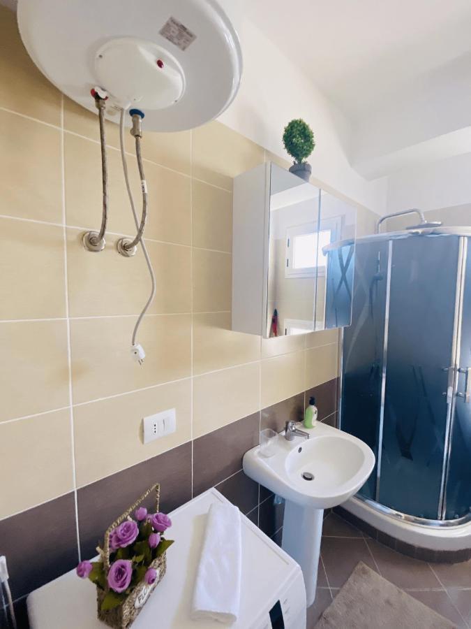 Madernas Bernad Apartment Orikumi Exteriér fotografie