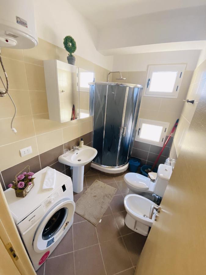 Madernas Bernad Apartment Orikumi Exteriér fotografie